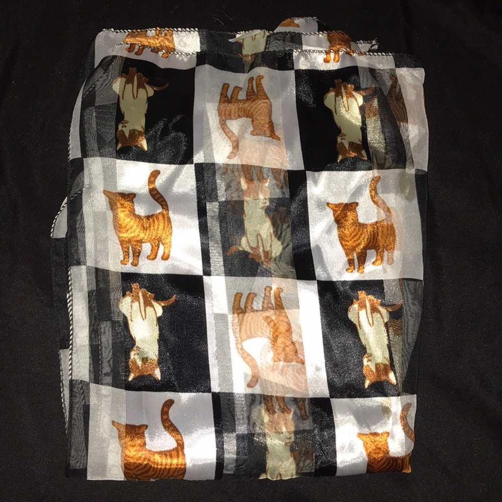 Cat scarf